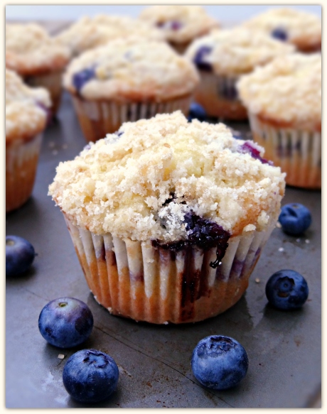 Blueberry streusel muffins 